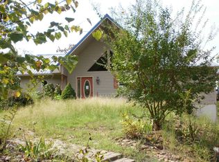 144 Overlook Dr, Ten Mile, TN 37880