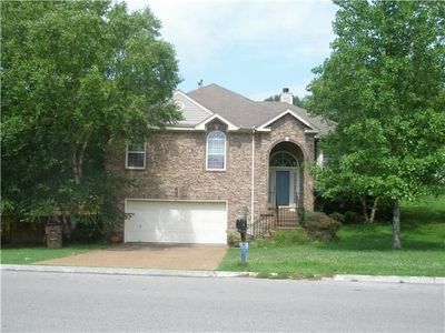 5009 Oakwood Forest Dr, Antioch, TN, 37013