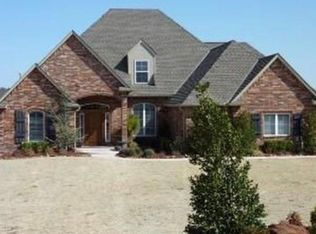 11124 Autumn Rd, Edmond, OK 73013