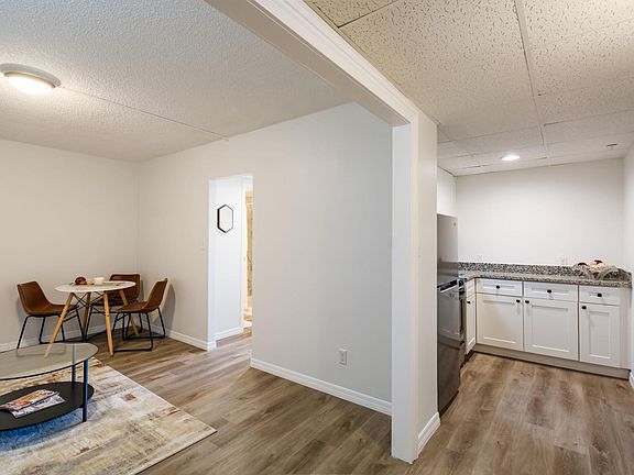 4th image of 1520 Jeffords St #Edbf22d79