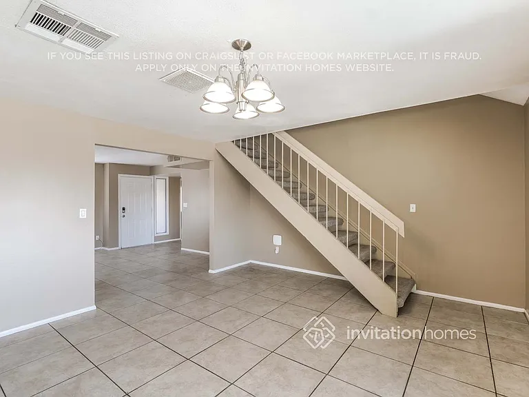 3410 N 90th Dr — Photo 10