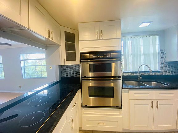 4th image of 1000 S Semoran Blvd APT 402