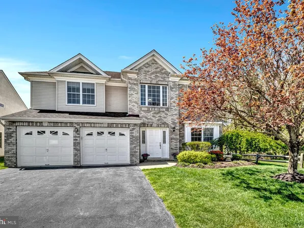 2 Greylynne Dr, Princeton, NJ 08540