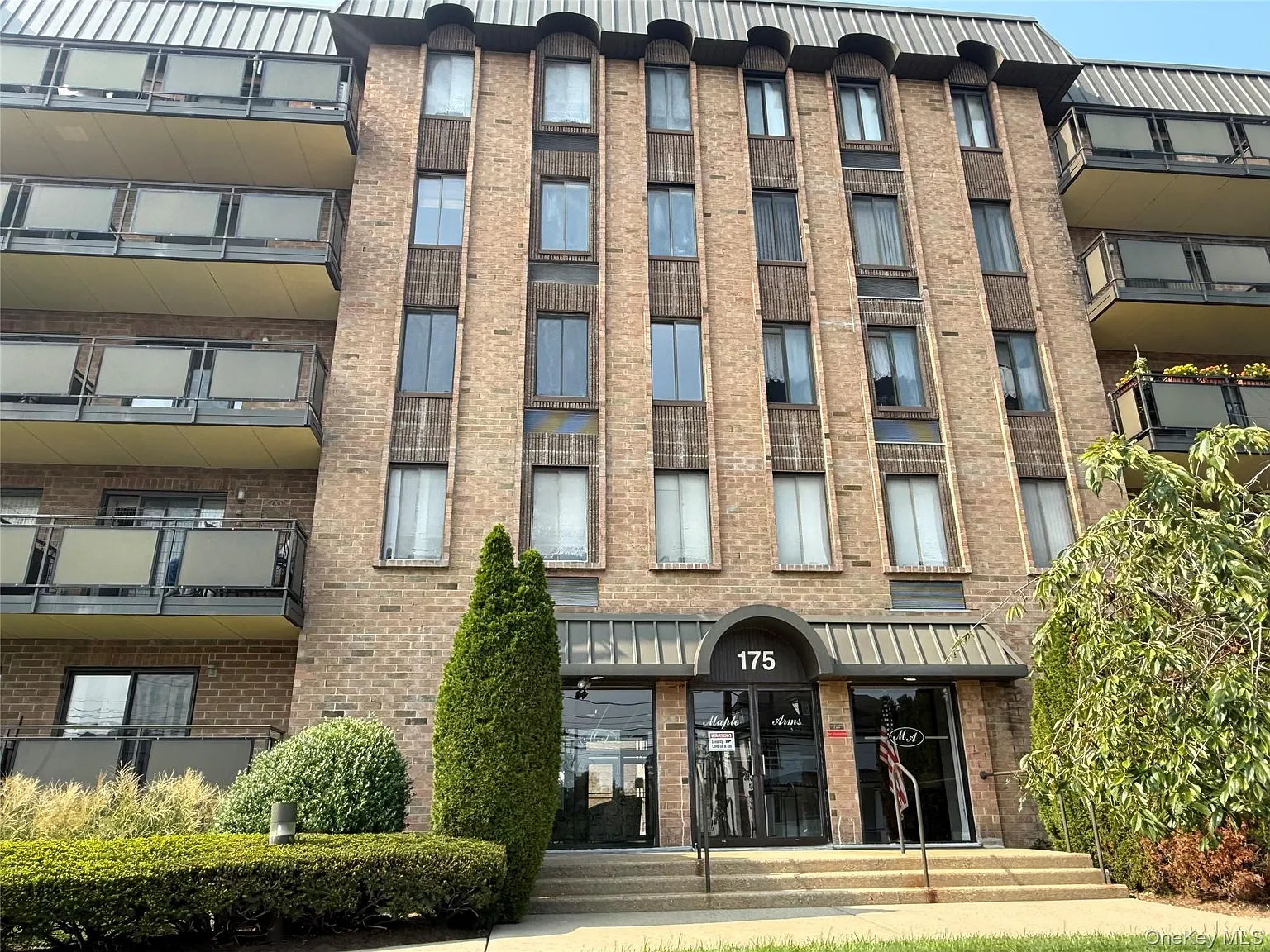 1 bed, 1.0 bath, $2,950 — Photo 3