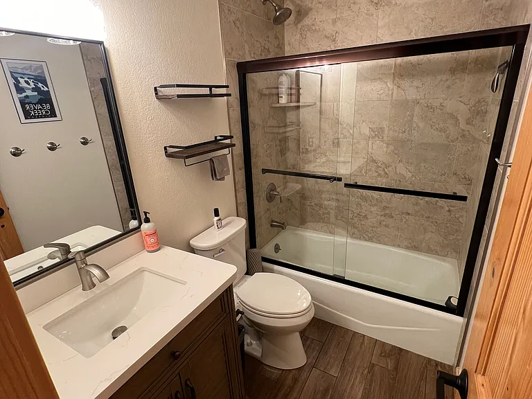 83 Larkspur Ln #B — Photo 24