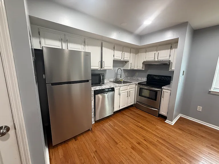 43 Stuart Ave #2 — Photo 8