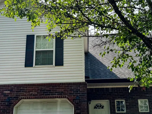 912 S Wood Ave, Fayetteville, AR 72701