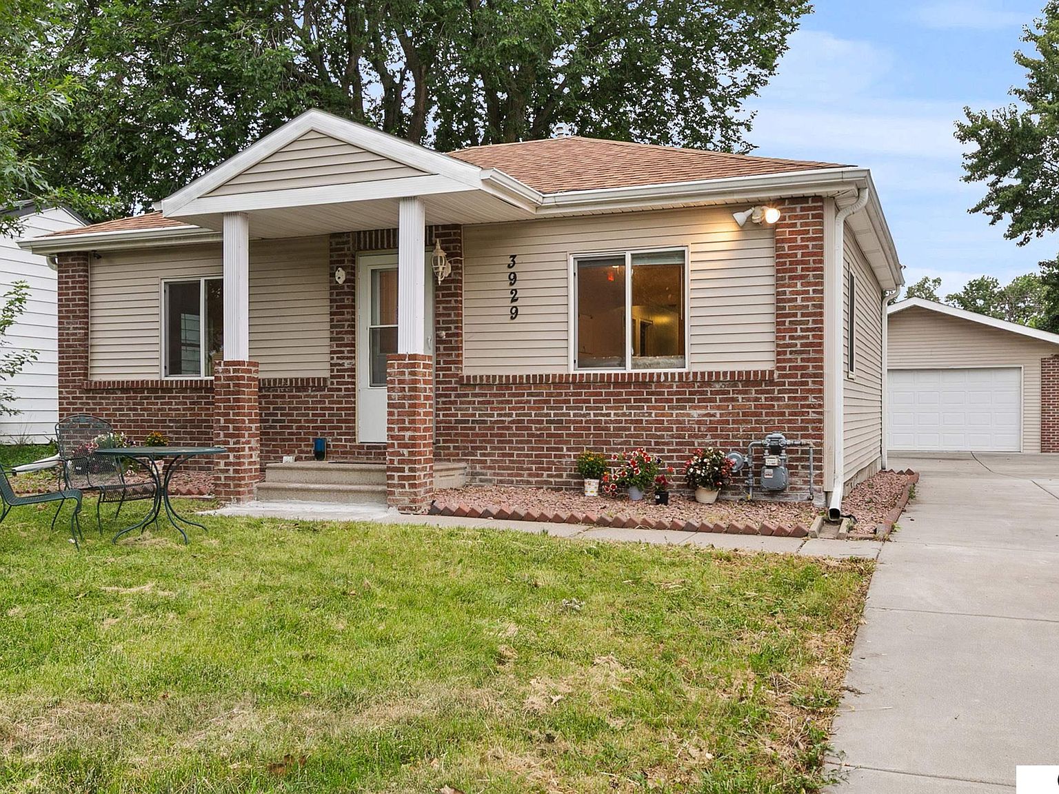 3929 Lewis Ave, Lincoln, NE 68521 | MLS #22600997 | Zillow