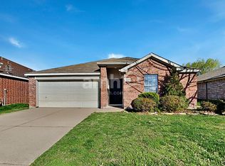 1024 Halifax Ln, Forney, TX 75126