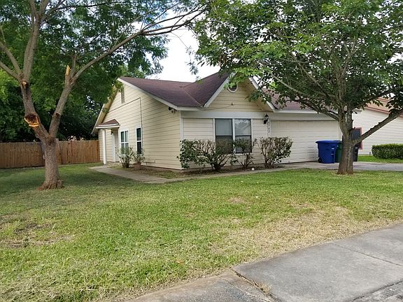 2nd image of 5742 Hawaiian Sun Dr