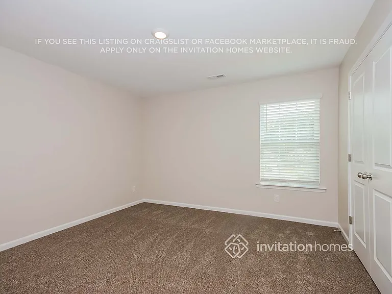 213 Atwater Landing Dr — Photo 13