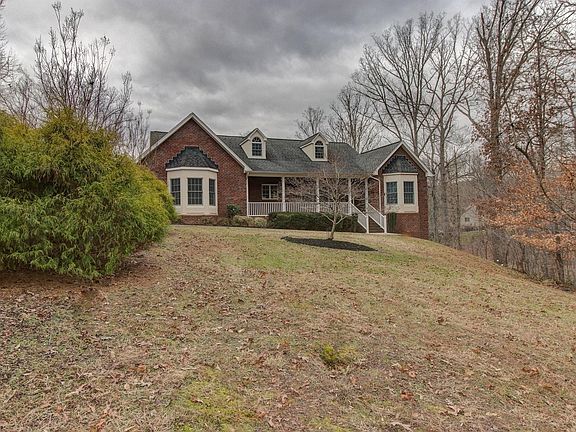 2nd image of 111 Sedgefield Ln