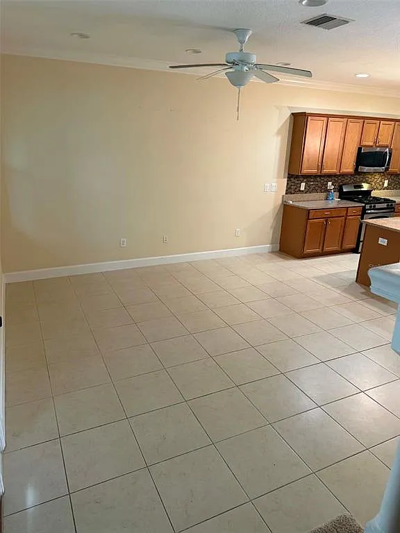 2 bed, 2.5 bath, 1596 sqft, $2,250 — Photo 4