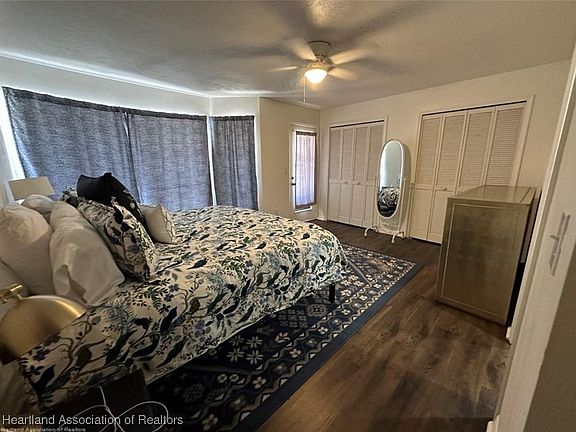 3rd image of 1561 Lakeview Dr Unit 941
