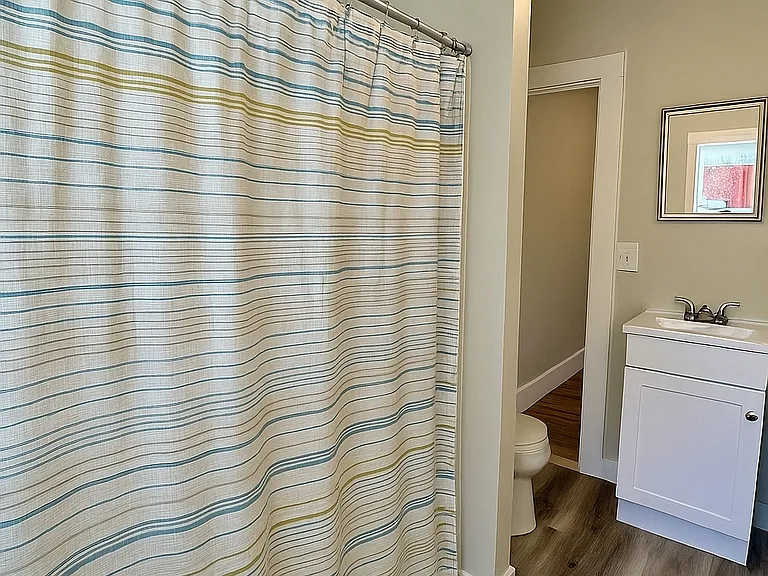 378 Thames St #6 — Photo 11