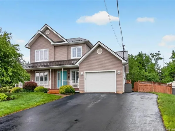 242 Doreen Cres, Dieppe, NB E1A 8A3