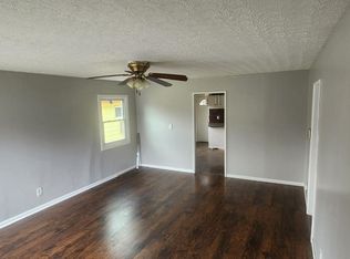 17001 Lipton Ave, Cleveland, OH 44128
