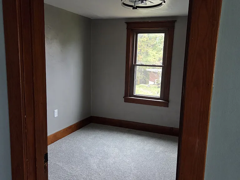 3016 Leechburg Rd #2 — Photo 8
