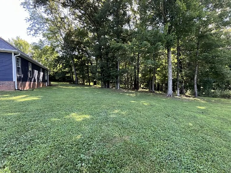 1130 Hunting Creek Ct — Photo 4