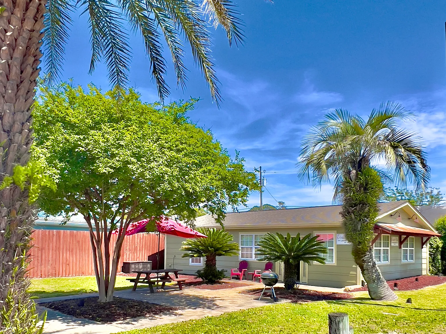 19506 Delmar Dr — Photo 1