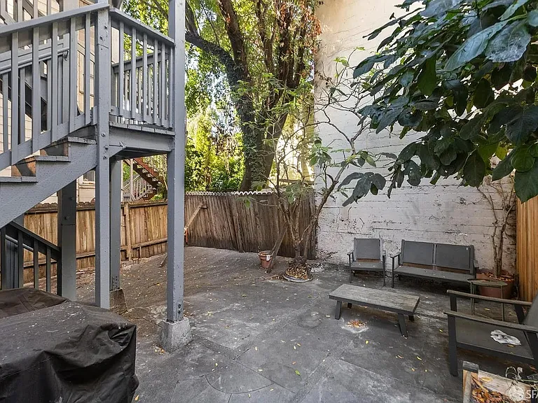 118 Albion St — Photo 12