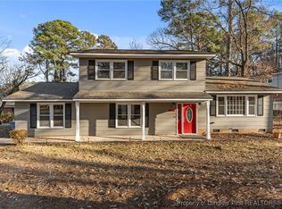 521 Fawn Ct, Fayetteville, NC 28303