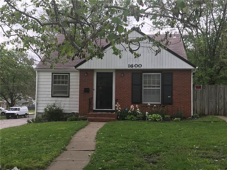 1st image of 1600 E 72nd St