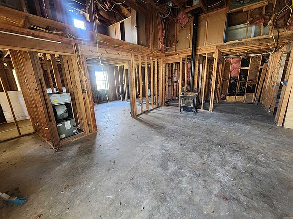 3rd image of 67 Beryl Rd