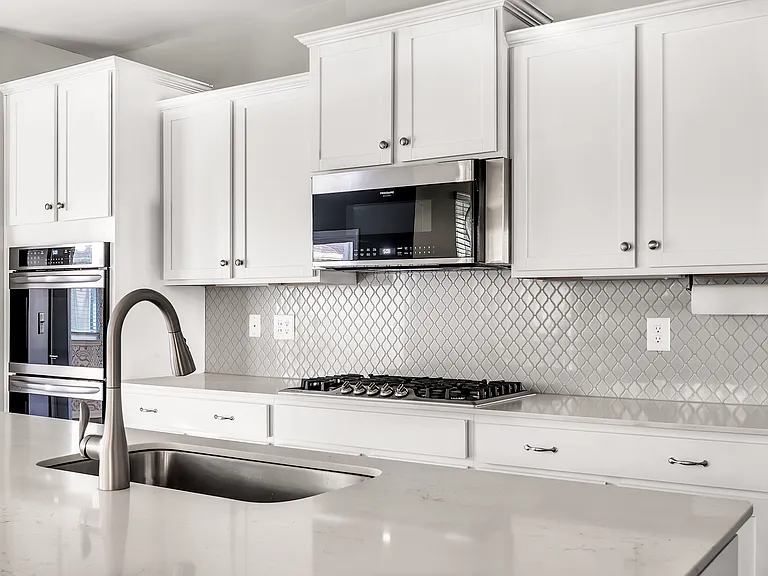 Single large deep sink