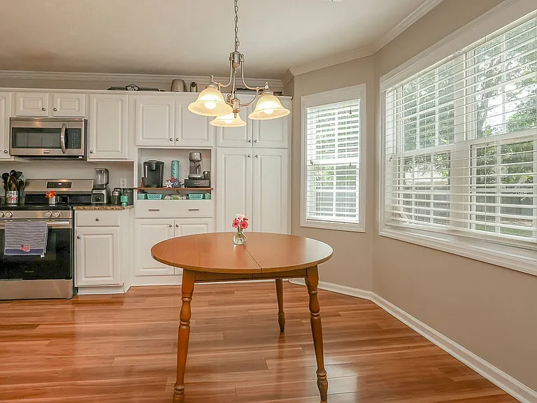 1636 Chadwick Shores Dr — Photo 10