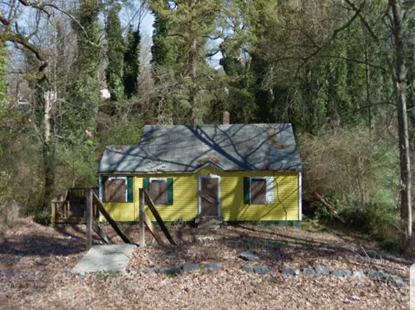 2005 Arlington Cir NW, Atlanta, GA 30318