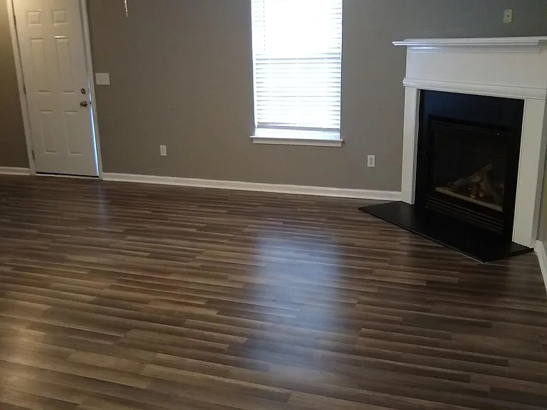 Living room. Gas Log Fireplace.