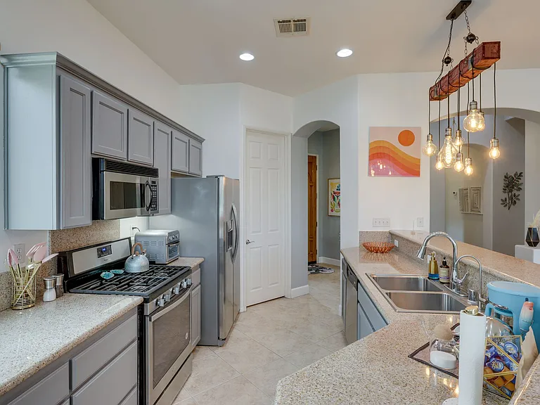 49653 Wayne St — Photo 22