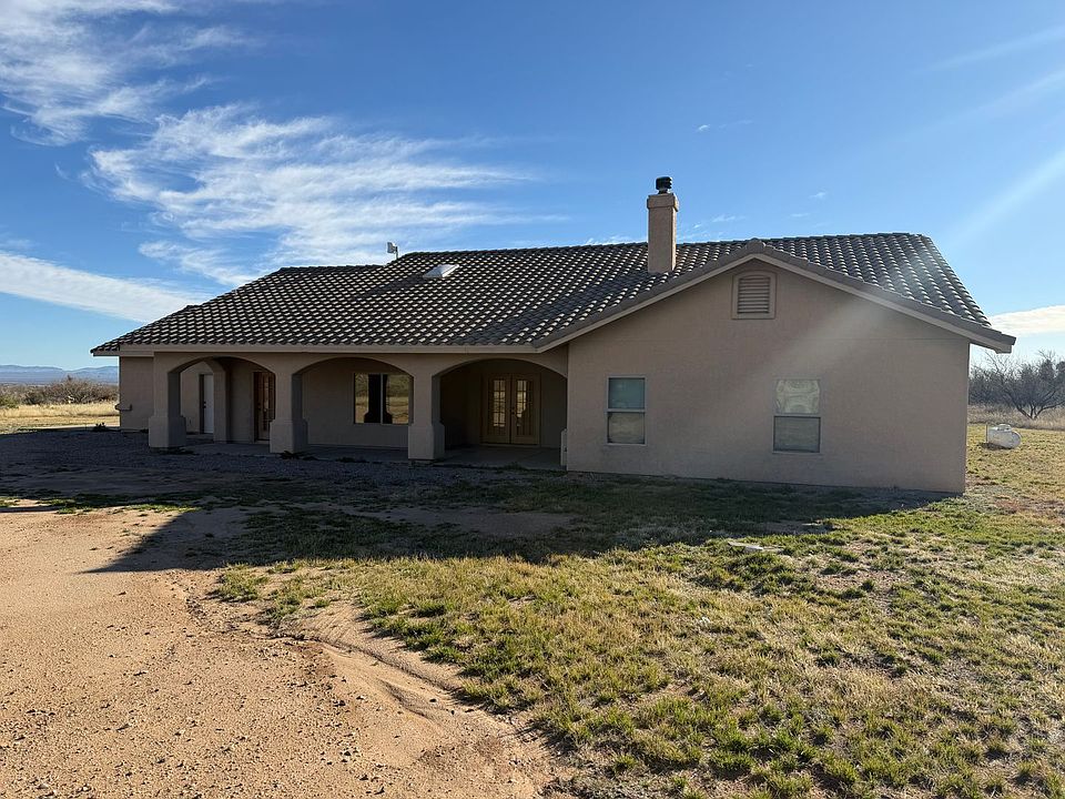 1st image of 8081 S Fairfield Cir