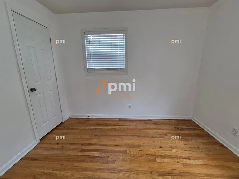 3206 Mathieson Dr NE #4 — Photo 6