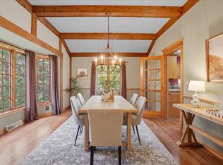 623 Anthony Ct, Delafield, WI 53018