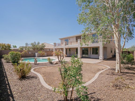 5th image of 3997 N Brooklyn Dr