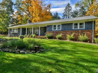 37 Shadow Rd, Upper Saddle River, NJ 07458