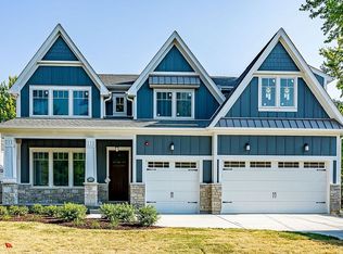 1607 Maple Ave, Northbrook, IL 60062