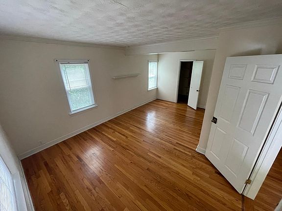 1st floor Bedroom