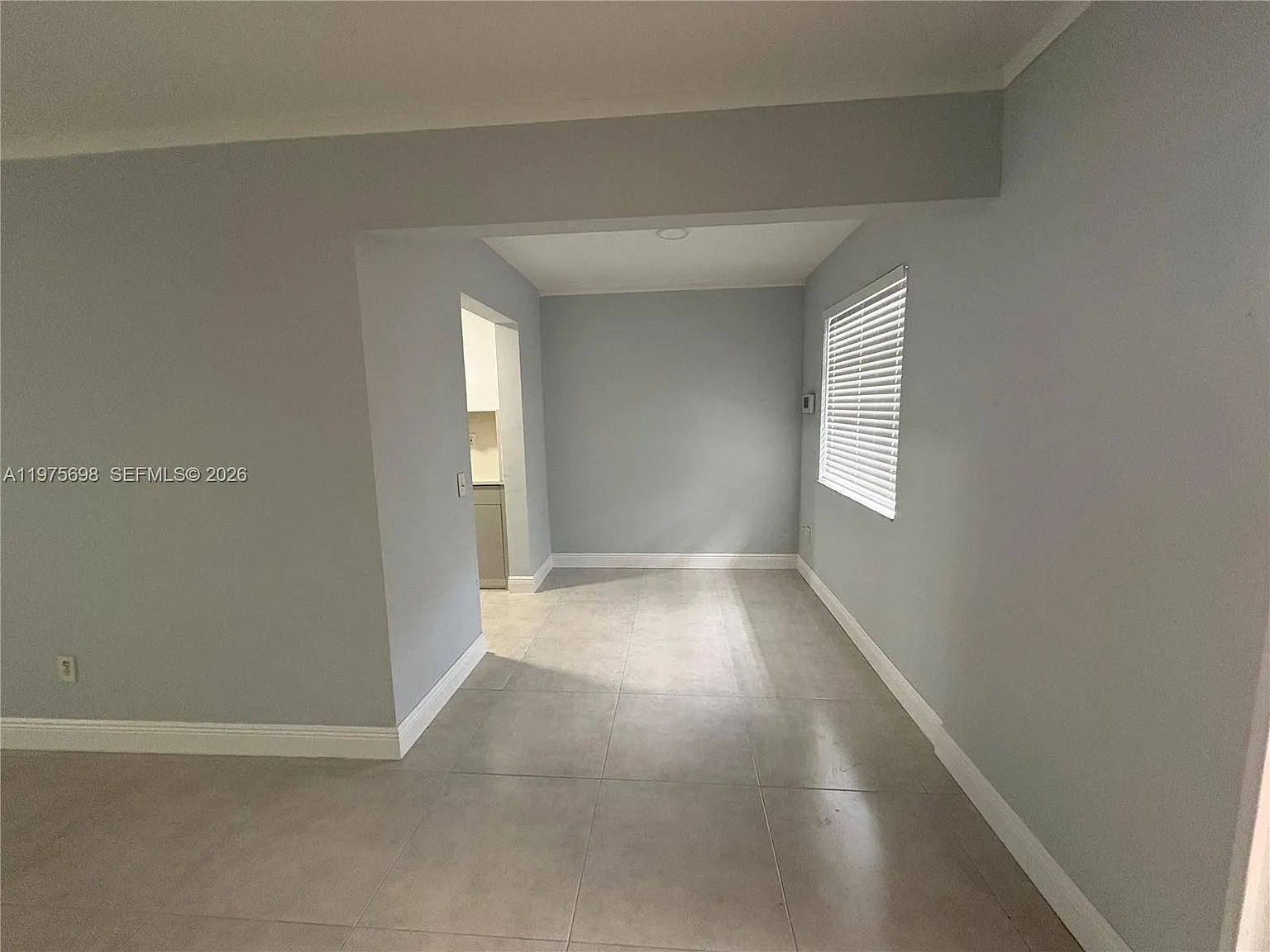 Lake Forest Sec 4 — Photo 4