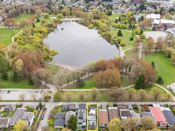 2056 E 13th Ave, Vancouver, BC V5N 2C4