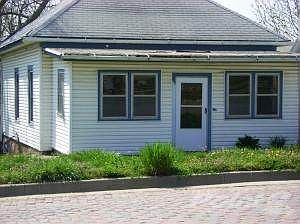 223 N Main  Troy