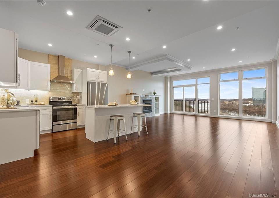 Cove View Towers 586 W Thames St Norwich CT Zillow