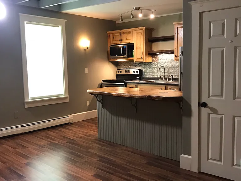 313 Pond Rd #4 — Photo 2