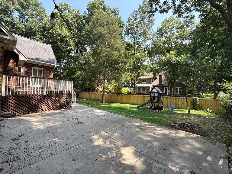 2649 Willowbrook Dr — Photo 25