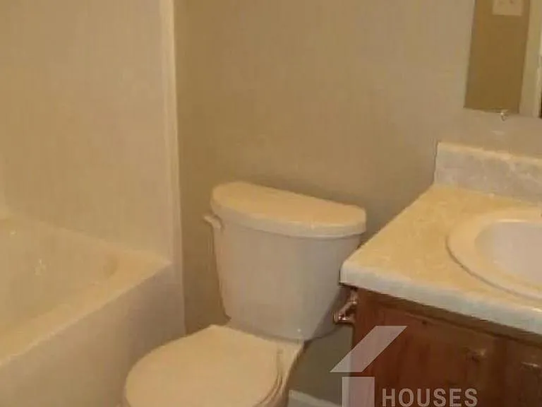517 A Fairview Rd — Photo 10