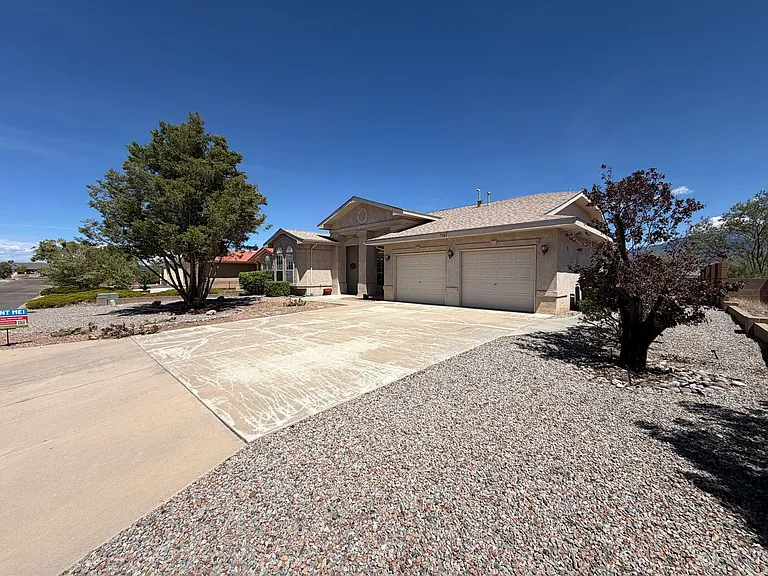 7281 Spruce Mountain Loop NE — Photo 2