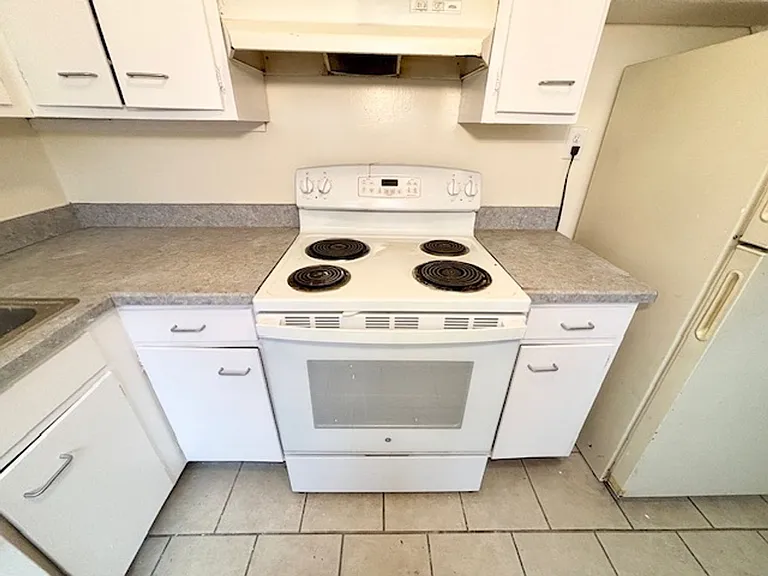 2519 Jellison St — Photo 3
