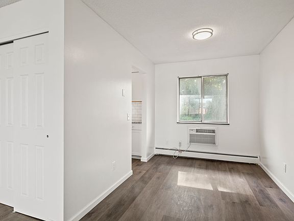 5th image of 1031 Emerson St #1080-A